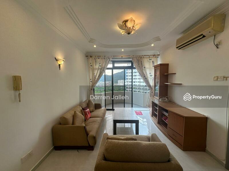 Kondominium untuk Dijual di Eden Seaview Condominium - Darren Jalleh - Living Room - PropertyGuru.com.my