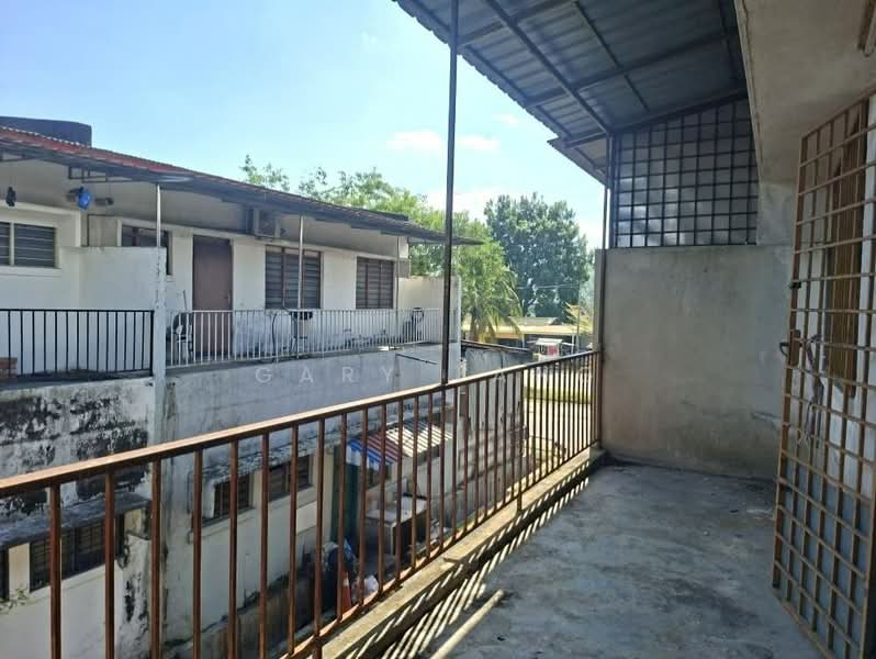 Kedai untuk Dijual di Bandar Lahat Baru (Lahat) - Gary Tang - Balcony - PropertyGuru.com.my