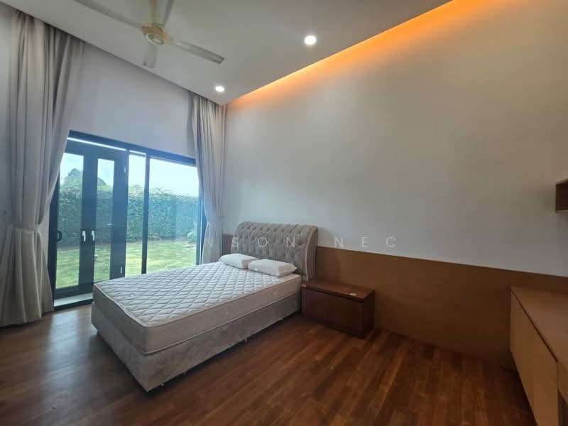 Bungalow House for Sale in Leisure Farm (Gelang Patah) - Benson NEC - Bedroom - PropertyGuru.com.my