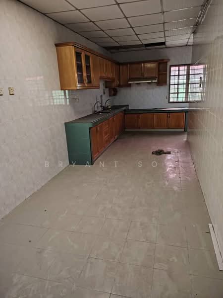 Rumah Teres 2 Tingkat untuk Dijual di Bandar Kinrara Seksyen 5 (Bandar Kinrara) - Bryant Soo - Kitchen - PropertyGuru.com.my
