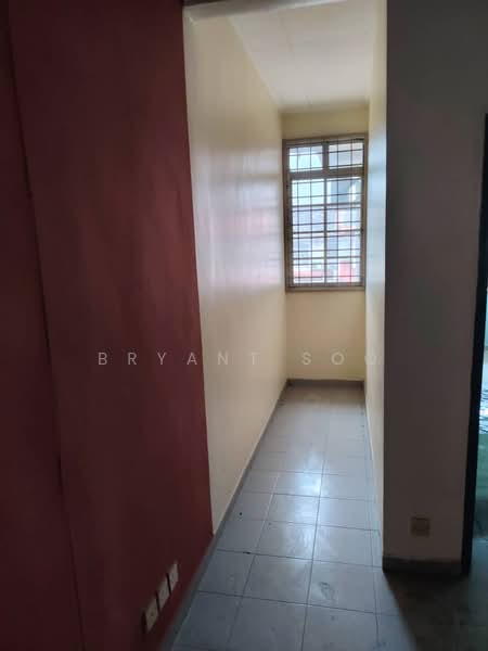 Rumah Teres 2 Tingkat untuk Dijual di Bandar Kinrara Seksyen 5 (Bandar Kinrara) - Bryant Soo - Corridor - PropertyGuru.com.my