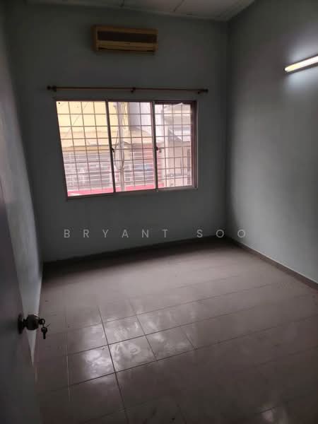 Rumah Teres 2 Tingkat untuk Dijual di Bandar Kinrara Seksyen 5 (Bandar Kinrara) - Bryant Soo - Bedroom - PropertyGuru.com.my
