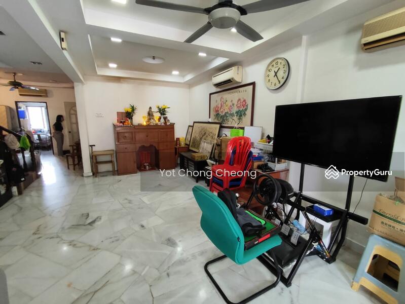 2-storey Terraced House for Sale in Bandar Utama 2 (Bandar Utama) - Dickson Cheong - Living Room - PropertyGuru.com.my