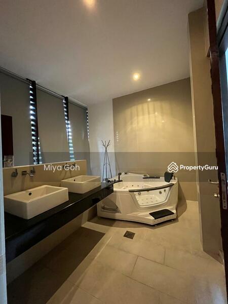 Bungalow for Sale in Leisure Farm (Gelang Patah) - Miya Goh - Bathroom - PropertyGuru.com.my