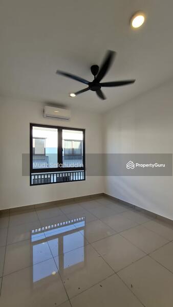 Rumah Teres 2 Tingkat untuk Dijual di Setia Safiro (Cyberjaya) - Mudz Salahuddin - Bedroom - PropertyGuru.com.my