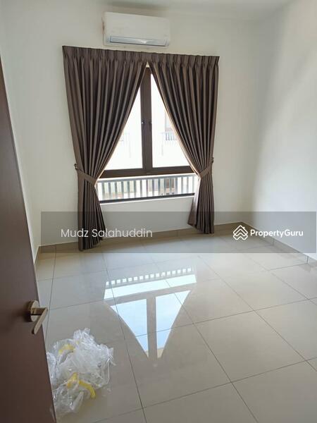 Rumah Teres 2 Tingkat untuk Dijual di Setia Safiro (Cyberjaya) - Mudz Salahuddin - Bedroom - PropertyGuru.com.my
