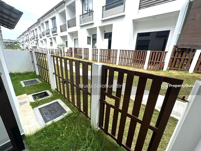 2-storey Terraced House for Sale in Setia Safiro (Cyberjaya) - Mudz Salahuddin - Exterior - PropertyGuru.com.my