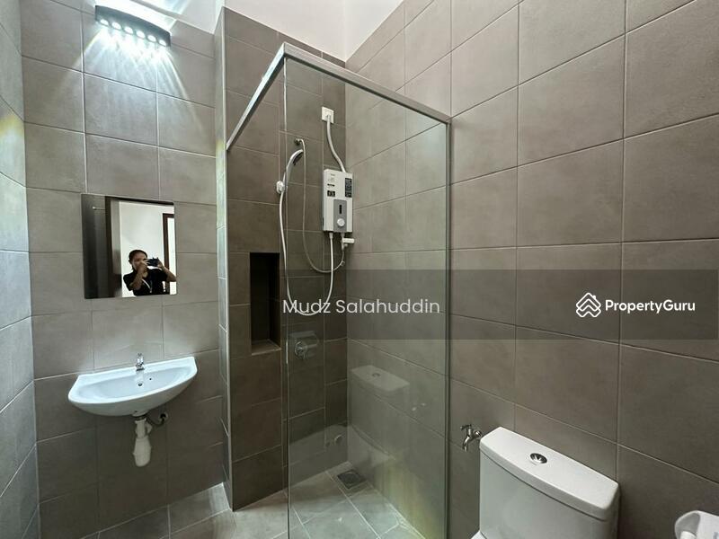 2-storey Terraced House for Sale in Setia Safiro (Cyberjaya) - Mudz Salahuddin - Bathroom - PropertyGuru.com.my