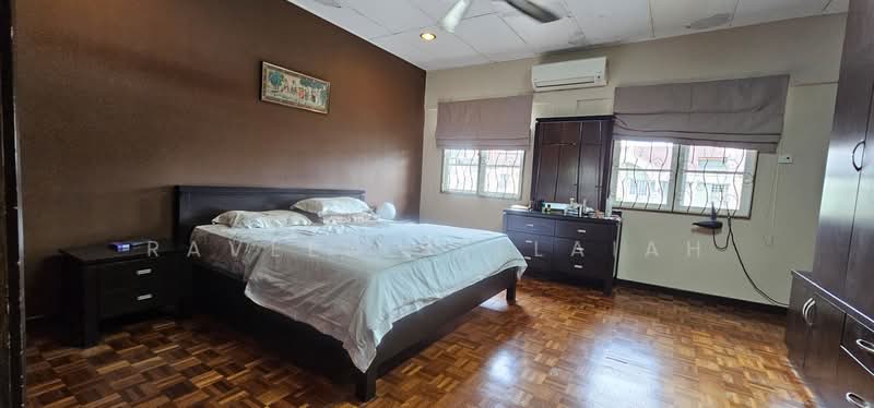 Rumah Teres 2-Tingkat untuk Dijual di Bandar Sunway (Sunway) - Raveen Sellaiah - Bedroom - PropertyGuru.com.my