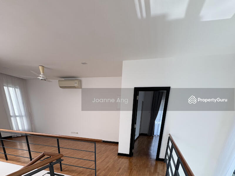 Semi-Detached House for Sale in Leisure Farm (Gelang Patah) - Joanne Ang - Living Room - PropertyGuru.com.my