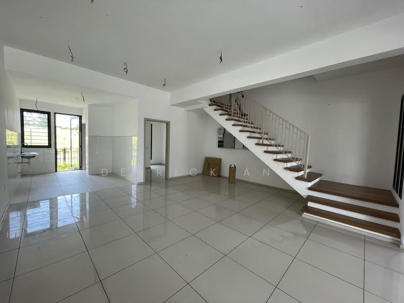 Rumah Teres 2-Tingkat untuk Dijual di Elmina (Shah Alam) - Derrick Ang - Kitchen - PropertyGuru.com.my
