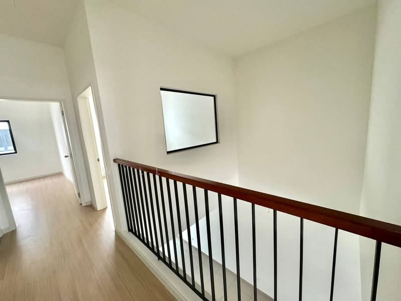 2-storey Terraced House for Sale in Dengkil (Selangor) - William Pua - Corridor - PropertyGuru.com.my