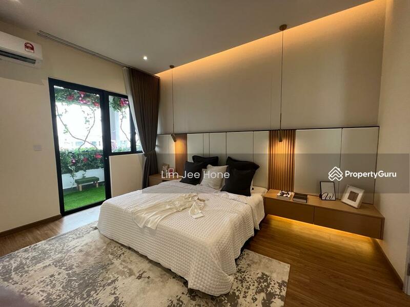 Rumah Berkembar untuk Dijual di Puchong (Selangor) - Lim Jee Hone - Bedroom - PropertyGuru.com.my
