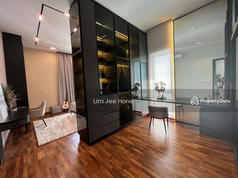 Rumah Berkembar untuk Dijual di Puchong (Selangor) - Lim Jee Hone - Bedroom - PropertyGuru.com.my