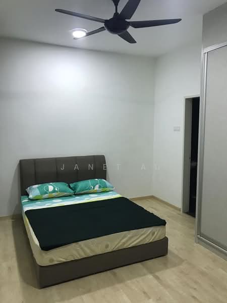 Kondominium untuk Dijual di Parkhill Residence - Janet Au - Bedroom - PropertyGuru.com.my
