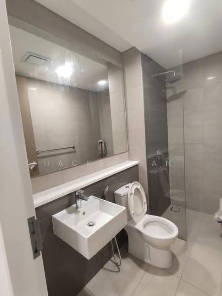 Kediaman Servis untuk Disewa di Cantara Residences - Hacken Gan - Bathroom - PropertyGuru.com.my