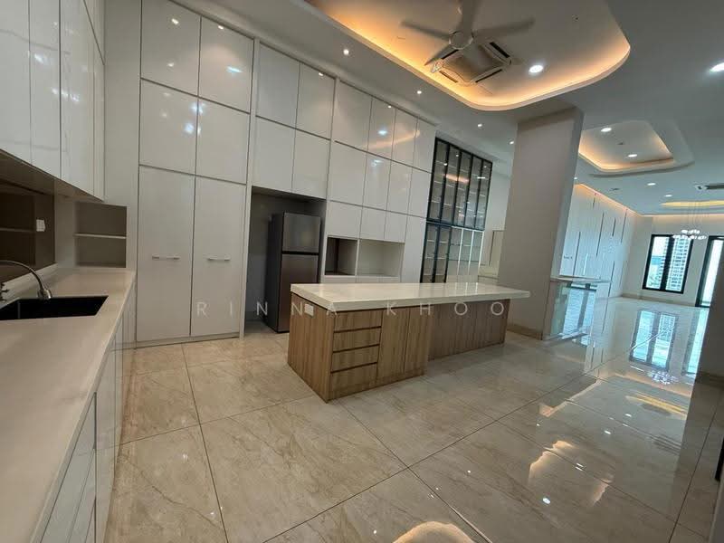 Bungalow House untuk Dijual di Country Heights Damansara (Kuala Lumpur) - Rinna Khoo - Kitchen - PropertyGuru.com.my