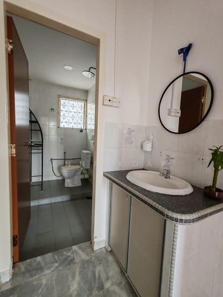 Bungalow House untuk Dijual di Tanjung Bungah (Penang) - Anna Koay - Bathroom - PropertyGuru.com.my