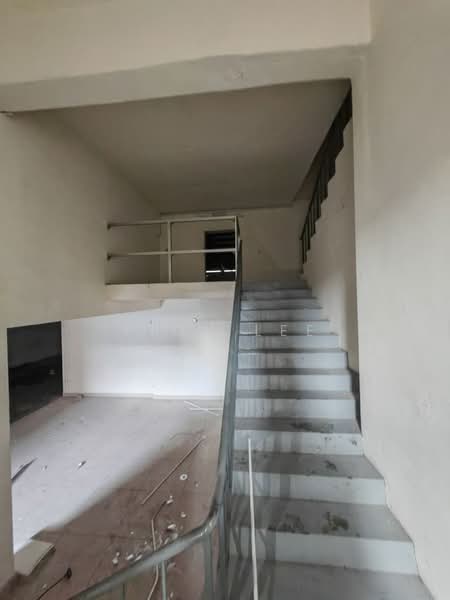 Factory for Rent in Taman Desa Cemerlang (Ulu Tiram) - Fion Lee - Interior - PropertyGuru.com.my