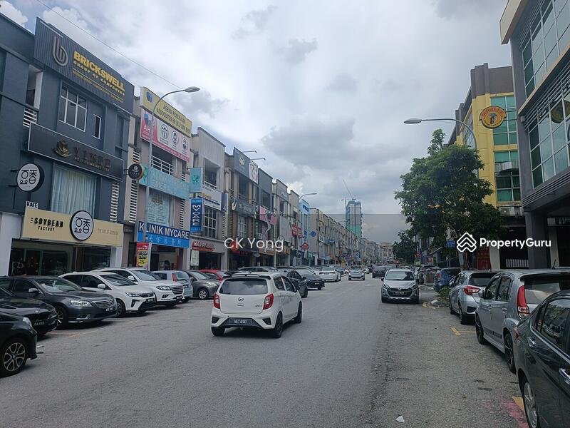 Jalan Radin Bagus