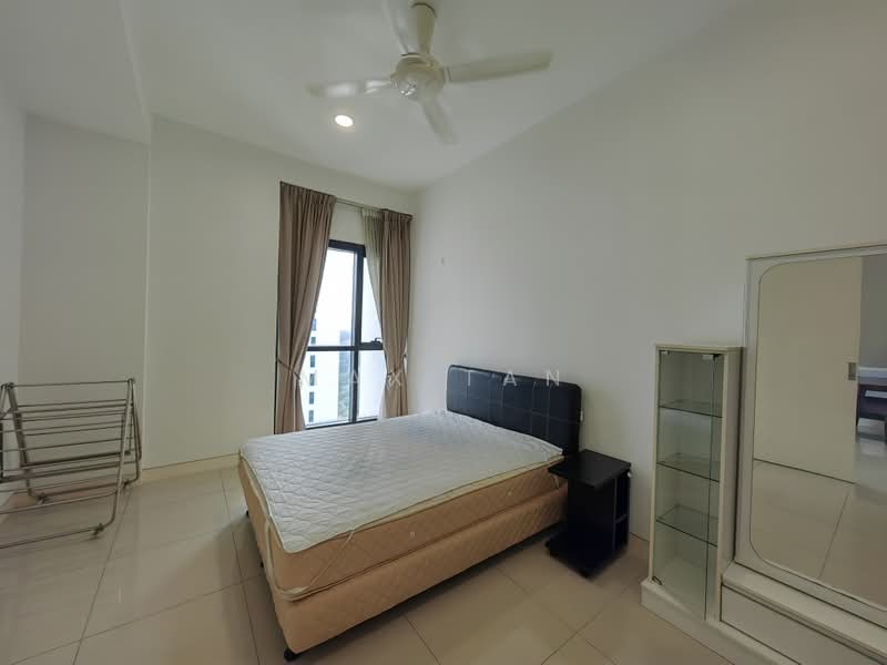 Service Residence for Sale at Arnica @ Tropicana Gardens - Max Tan - Bedroom - PropertyGuru.com.my