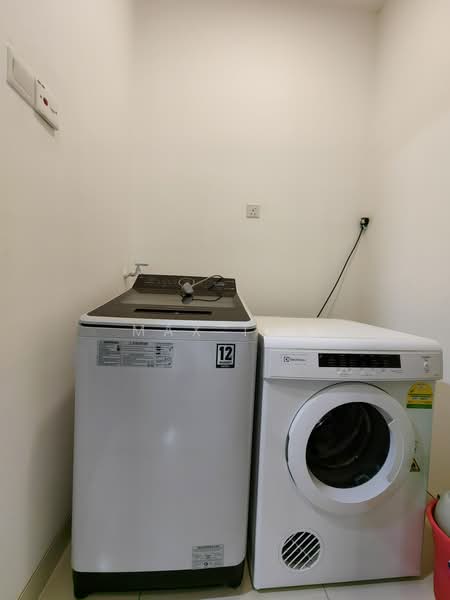 Service Residence for Sale at Arnica @ Tropicana Gardens - Max Tan - Bathroom - PropertyGuru.com.my