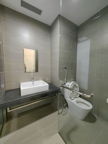 Service Residence for Sale at Arnica @ Tropicana Gardens - Max Tan - Bathroom - PropertyGuru.com.my