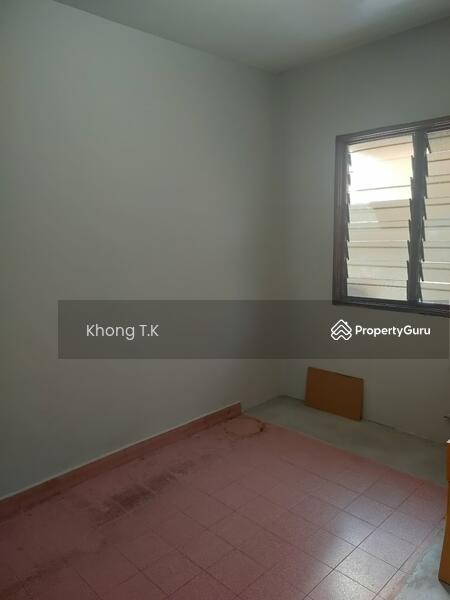 Bedroom No.3 / Bilik Tidur No.3