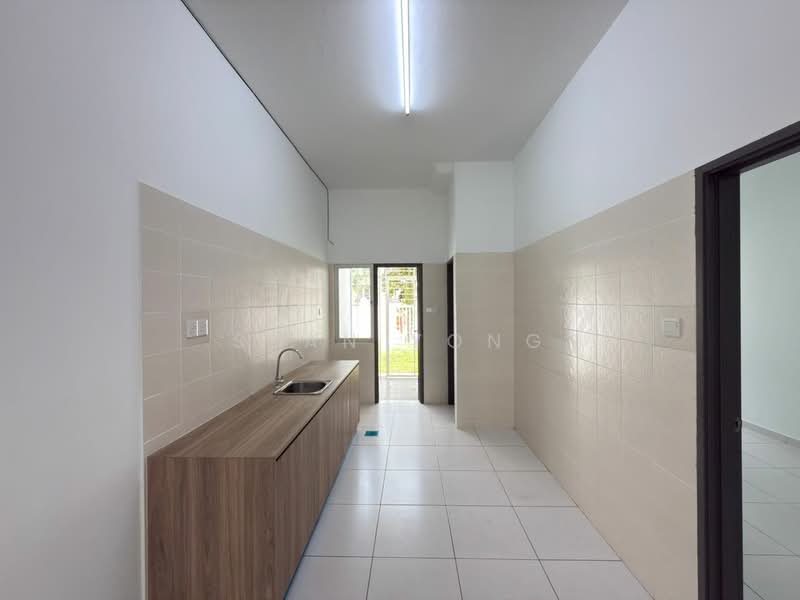 2-storey Terraced House for Sale in Bandar Tasik Puteri (Rawang) - Sean Yong - Kitchen - PropertyGuru.com.my