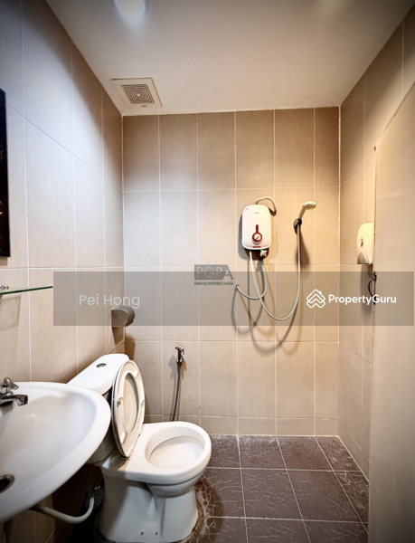 Kedai untuk Dijual di Batu Ferringhi (Penang) - Pei Hong - Bathroom - PropertyGuru.com.my