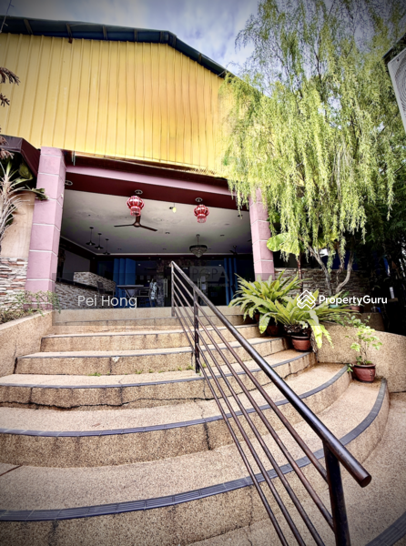 Kedai untuk Dijual di Batu Ferringhi (Penang) - Pei Hong - Entrance - PropertyGuru.com.my