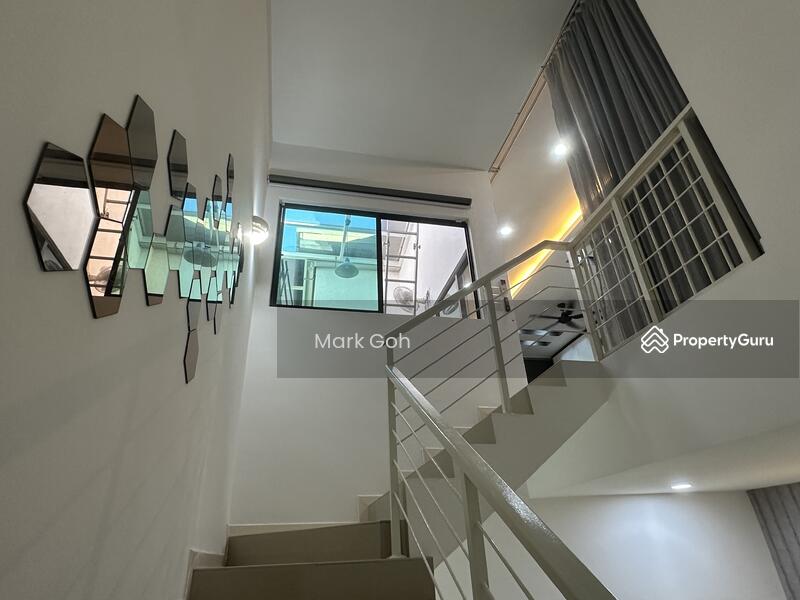 Rumah Teres 3 Tingkat untuk Dijual di Bandar Bayan Bahru (Bayan Lepas) - Mark Goh - Corridor - PropertyGuru.com.my