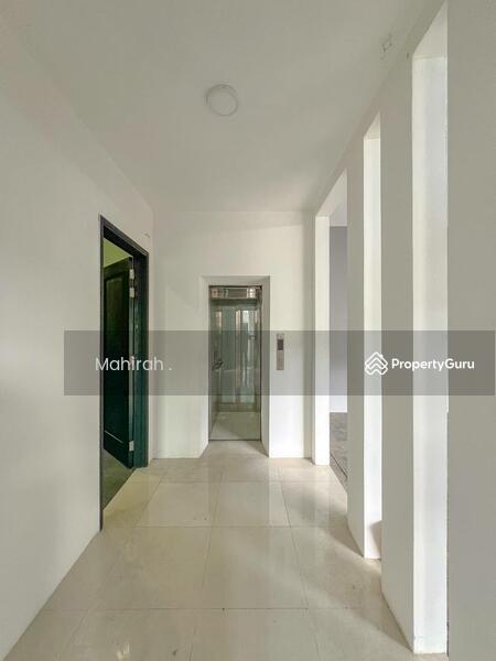 Corridor