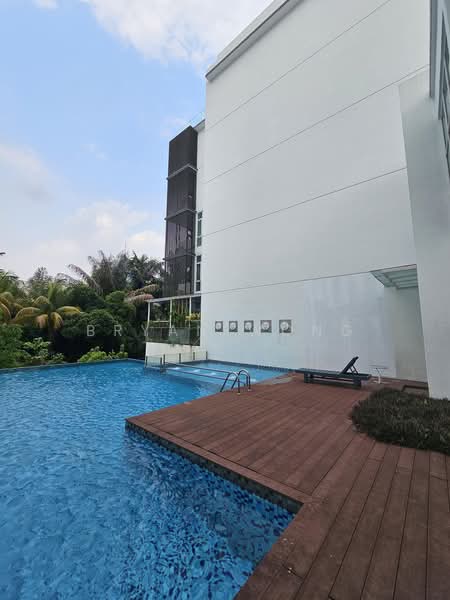 Kondominium untuk Dijual di Kenny Hills Residence - Bryan Wong - Pool - PropertyGuru.com.my