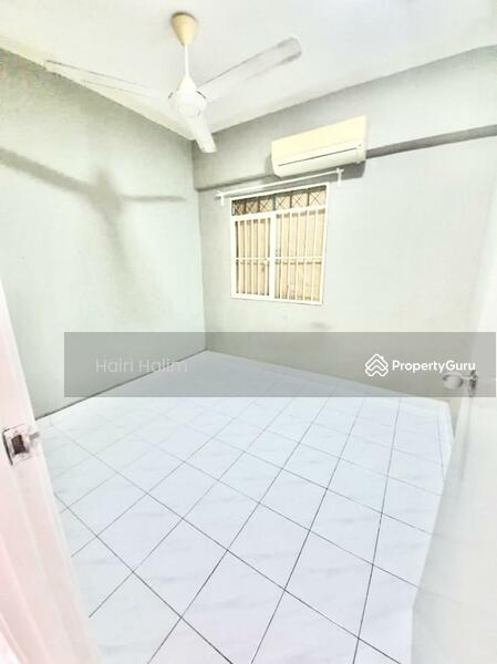 For Sale - Arena Green