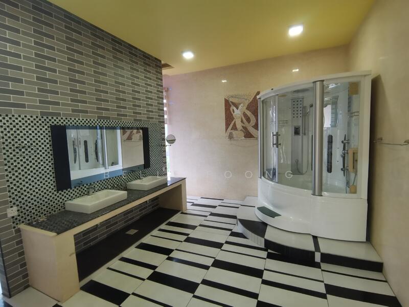 Bungalow for Sale in Country Heights (Kajang) - Belle Foong - Bathroom - PropertyGuru.com.my
