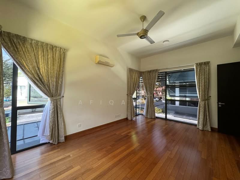 Twin Villa for Rent in Presint 8 (Putrajaya) - Afiqah . - Living Room - PropertyGuru.com.my