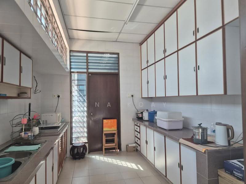 Bungalow House for Sale in Taman Ayer Rajah (Pulau Tikus) - Anna Koay - Kitchen - PropertyGuru.com.my