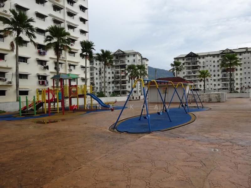 Pangsapuri untuk Dijual di Asia Heights - Anna Koay - Children Playground - PropertyGuru.com.my