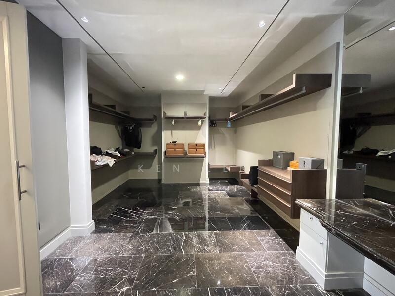 Closet