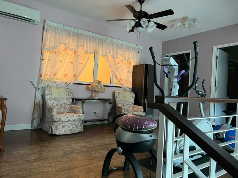 Rumah Berkembar untuk Dijual di Batu Ferringhi (Penang) - Millie Chew - Living Room - PropertyGuru.com.my