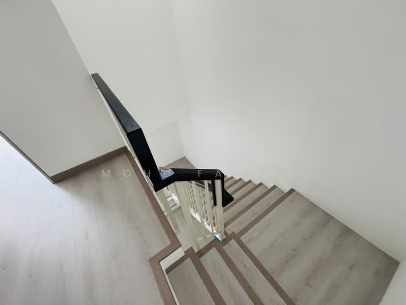 2-storey Terraced House for Sale in Bandar Bukit Raja (Klang) - Mohd Fadzli - Corridor - PropertyGuru.com.my