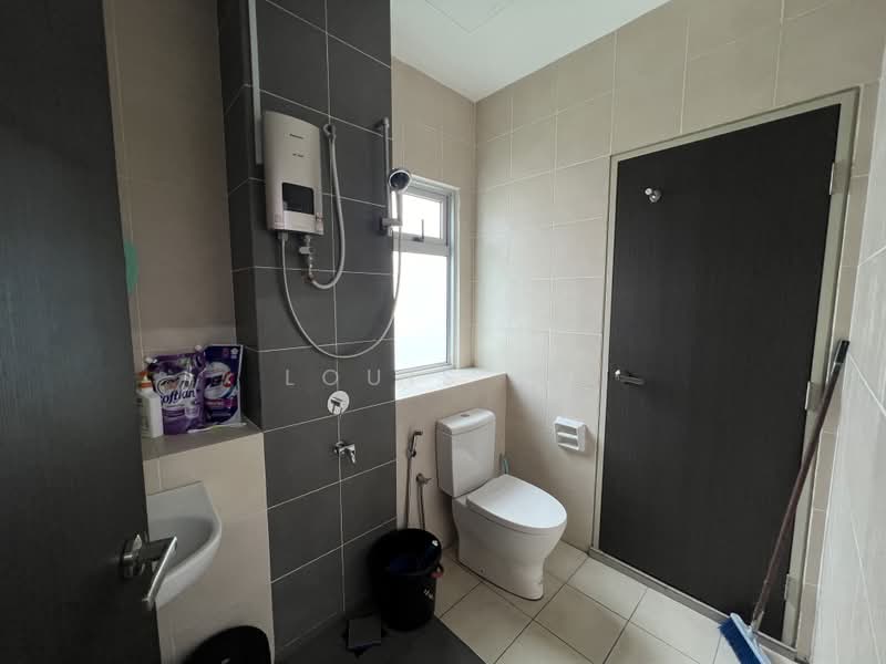 Rumah Teres 2 Tingkat untuk Disewa di Dengkil (Selangor) - Louis Ho - Bathroom - PropertyGuru.com.my