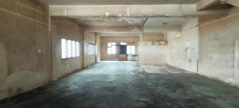 For Rent - Corner Double Storey Shoplot For Rent at Taman Subang Perdana