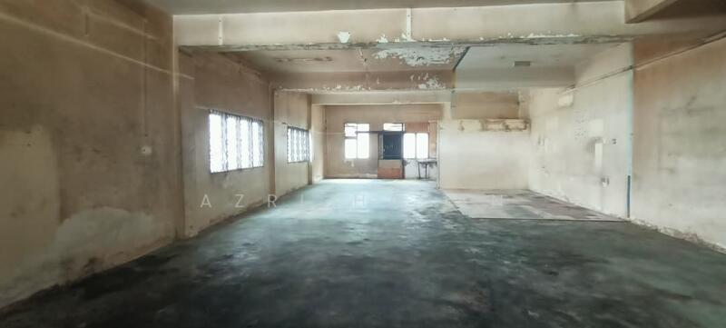 For Rent - Corner Double Storey Shoplot For Rent at Taman Subang Perdana