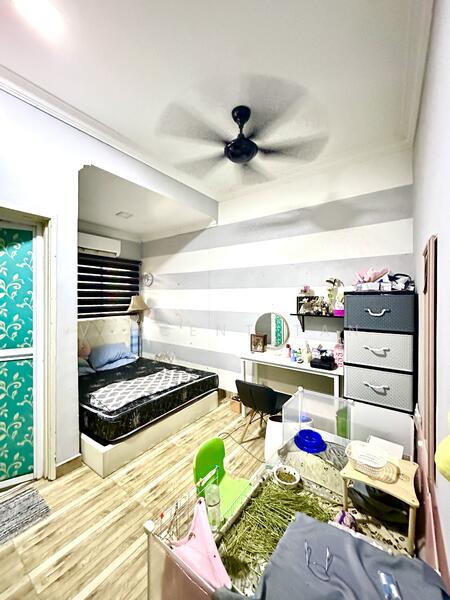 2-storey Terraced House for Sale in Bandar Sri Damansara (Selangor) - Vincent Tan - Bedroom - PropertyGuru.com.my