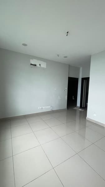 Servis Apartment untuk Dijual di Saville D'lake - Rachael Lee - Living Room - PropertyGuru.com.my