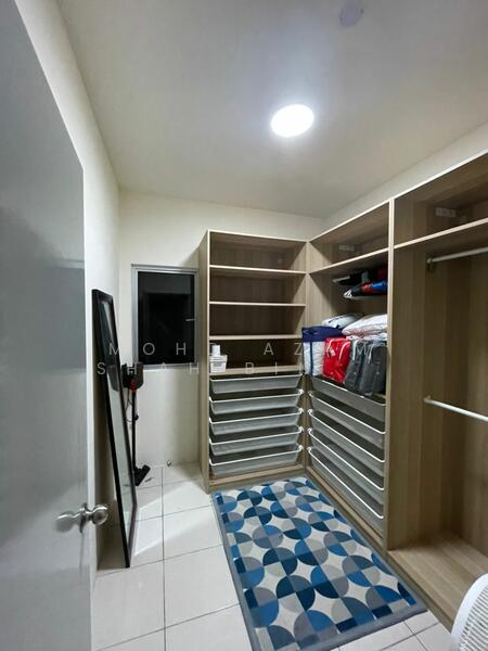 Closet