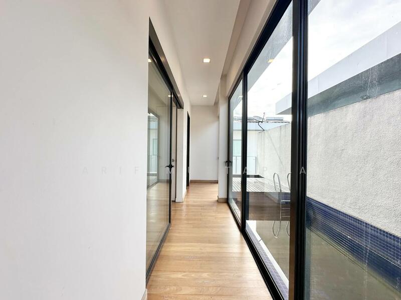 Corridor