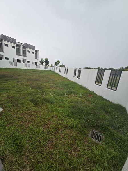 44ft side land